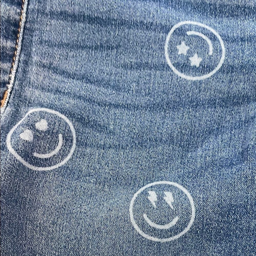Wonder Nation Denim Smiley Face Jegging Jeans - Picture 4 of 8